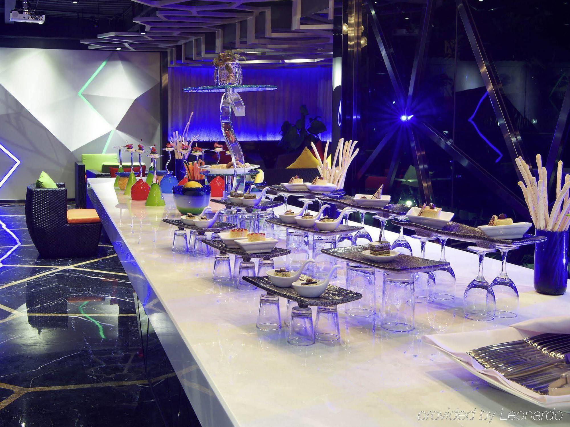Novotel Bauhinia Shenzhen Exterior photo